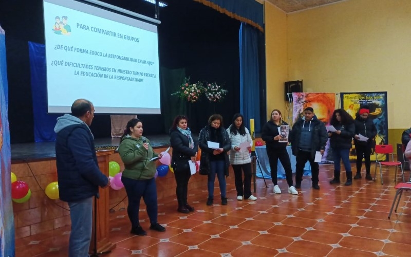 Salesianos Linares Realiza Exitosa Jornada Pastoral Familiar para Padres y Apoderados