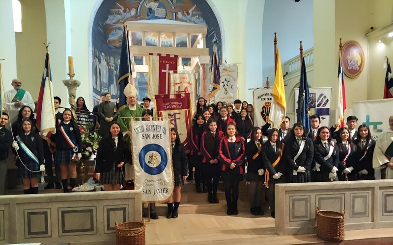 Comunidad Salesiana Participa Activamente en Misa de la Solidaridad en Honor a San Alberto Hurtado