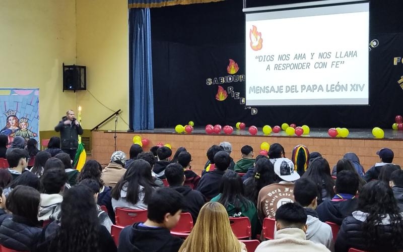 Pentecostés: el Espíritu Santo nos convocó y nos envió