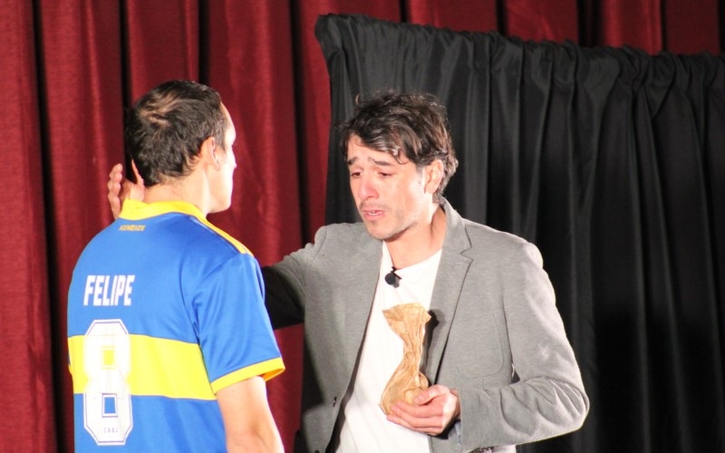 &quot;Super Mapadres&quot;: Una Obra Teatral para Reflexionar sobre la Crianza
