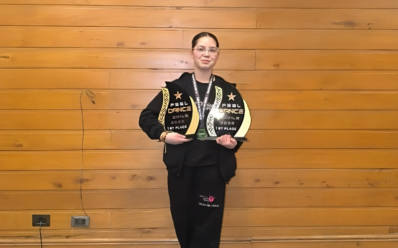 Estudiante Catalina Tapia de 7° básico Brilla en Competencia Nacional de Ballet